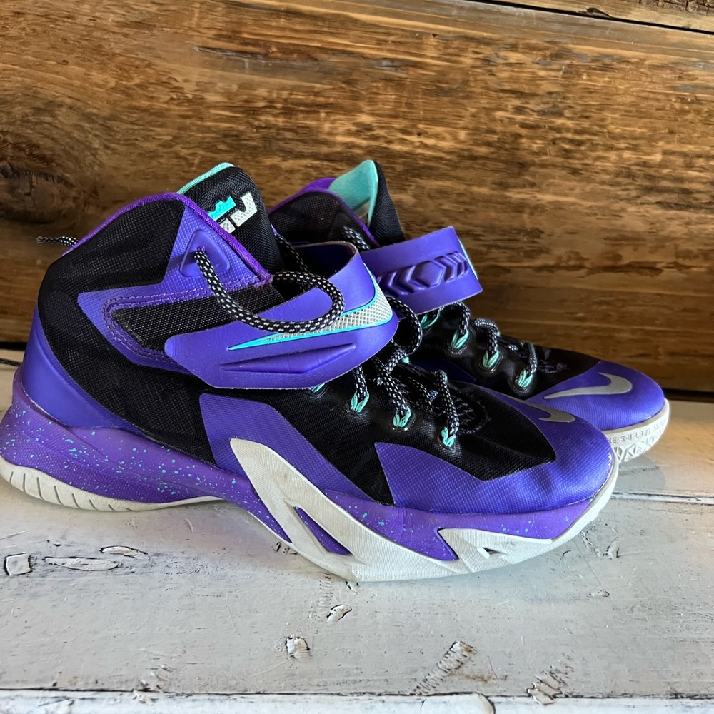 Lebron Basketball Shoes